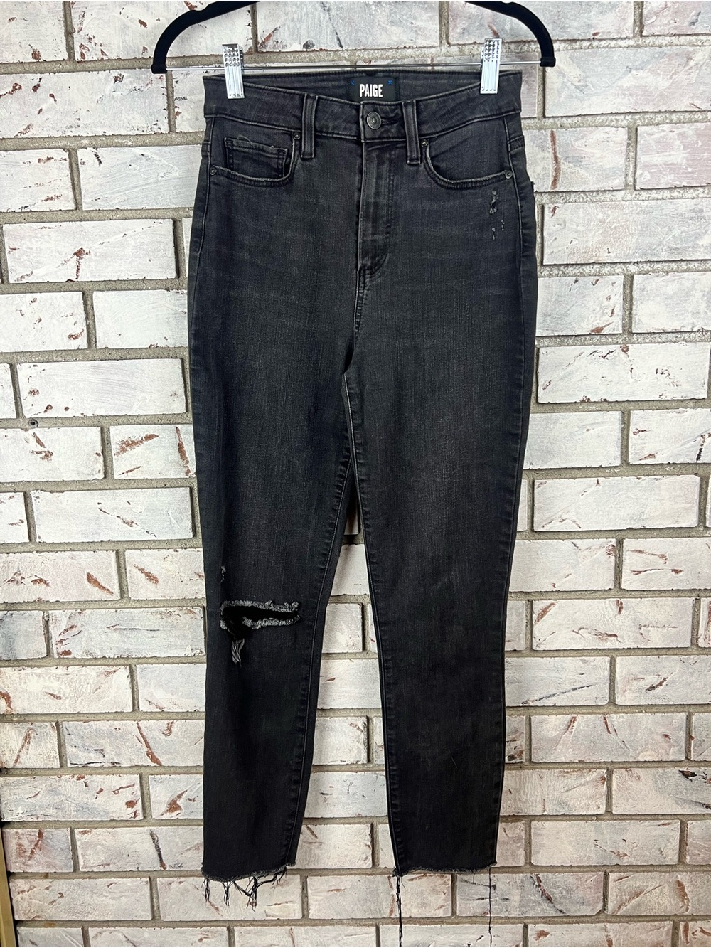 PAIGE | Cheeky High-Rise Black Distressed Jeans
